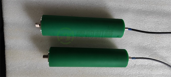 包（bāo）聚氨酯電動滾筒3.jpg