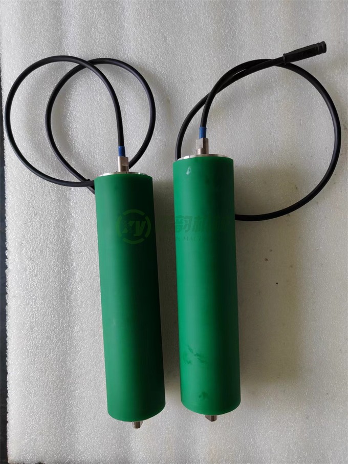 包聚氨（ān）酯電動滾筒2.jpg