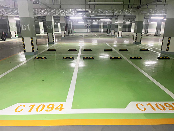 清徐昕錦園小區地下車庫（kù）環氧砂漿平塗工程完工
